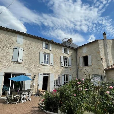 Chambre Chez L'Habitant, Au Moulin Du Bonheur Le Bourdet Εξωτερικό φωτογραφία